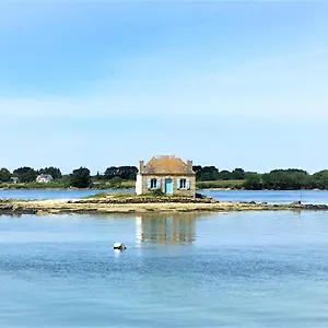 Pierre Et Au Cœur De Saint Cado , Belz France