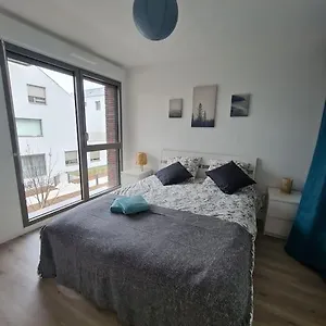 Appartement Neuf Avec Balcon Fibre , Massy (Essonne) France